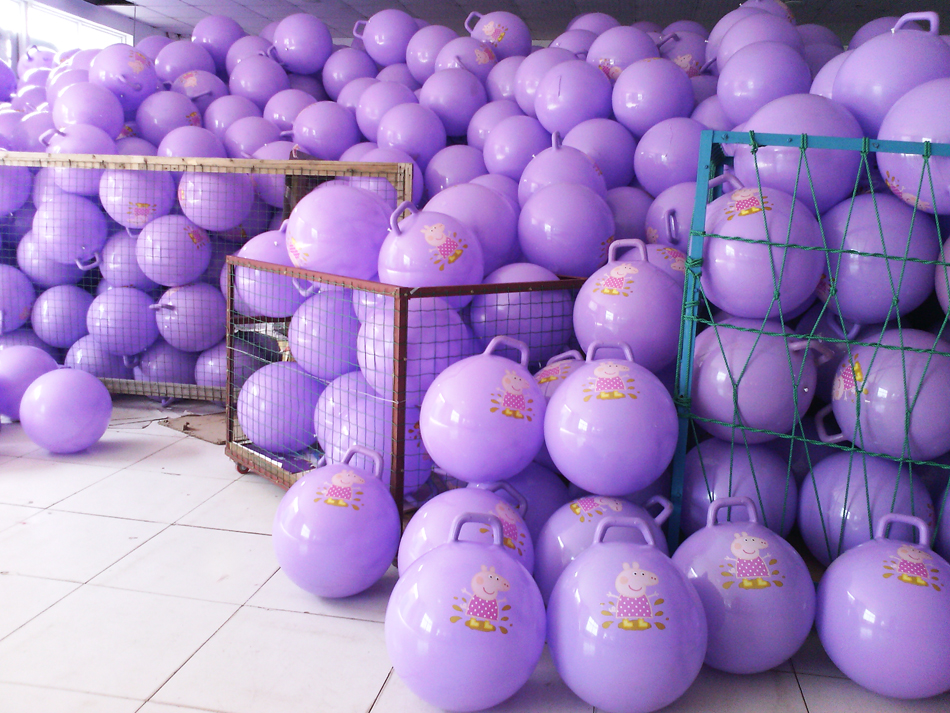 清仓促销宝宝健身球环保材质 加大加厚18寸充气跳跳球可批发