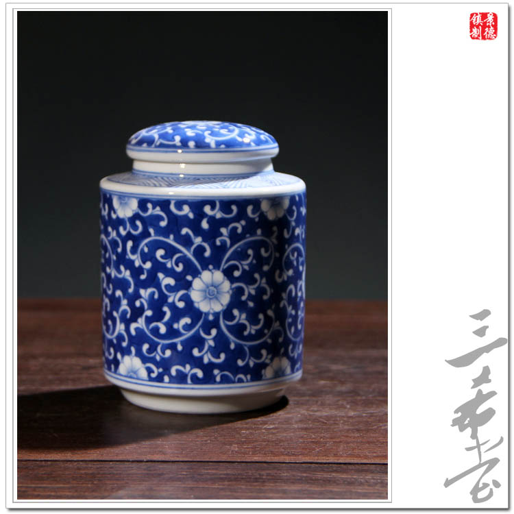 景德镇陶瓷手绘青花瓷小号陶瓷罐摆件 带盖茶叶罐包邮 储茶罐古典