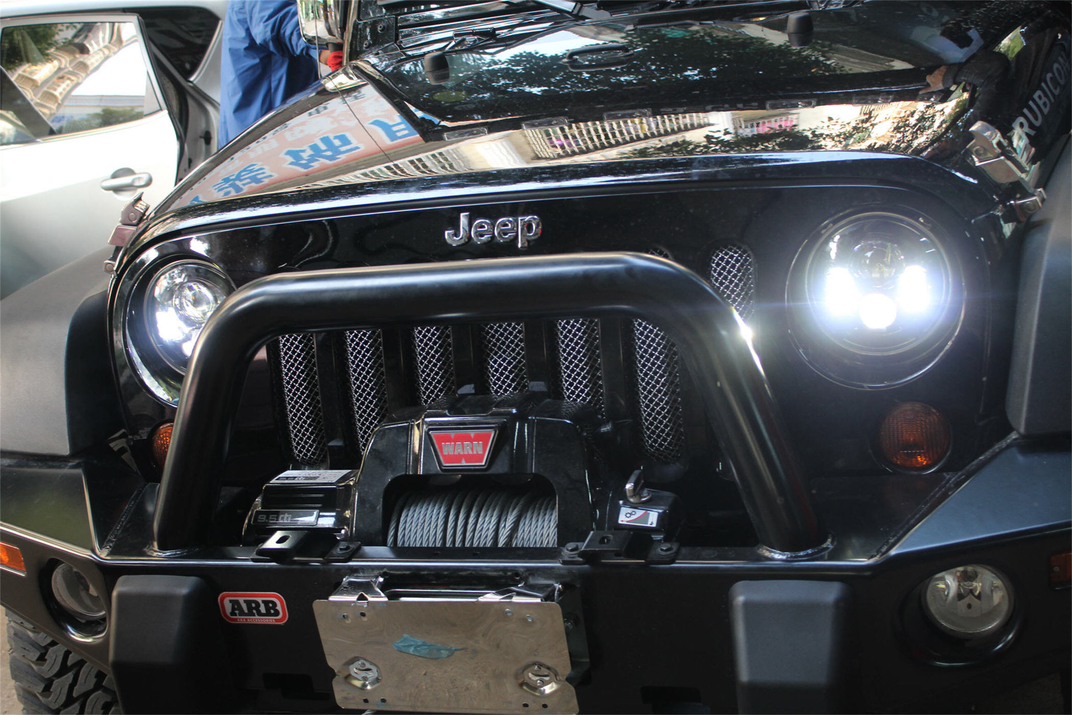 美国原装进口 Jeep吉普牧马人龙版大灯 LED大灯个性改装 强威力