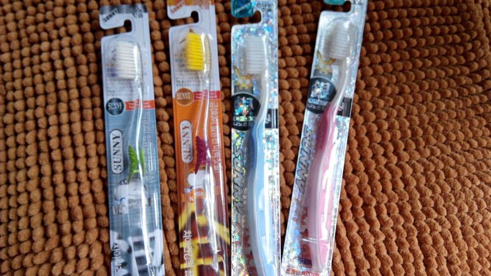 韩国日用品 韩国纳米水晶柄 单支牙刷 深入牙缝 清洁牙齿