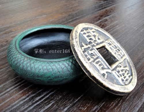 包邮 个性至极仿乾隆通宝铸铁古钱钱币古币有盖烟灰缸