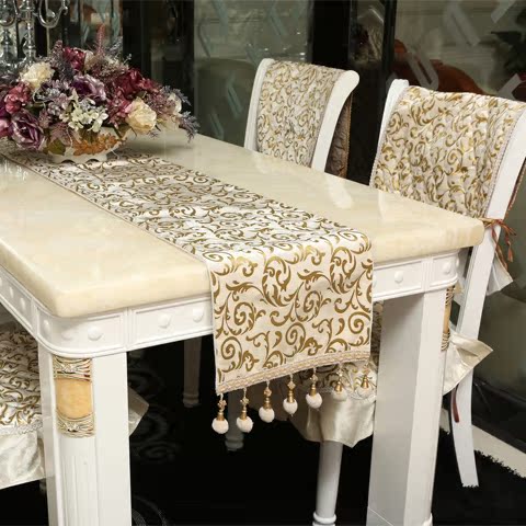 三南欧式装饰桌旗 高档桌垫桌布 烫金丝绒餐桌布床尾旗防滑加厚款