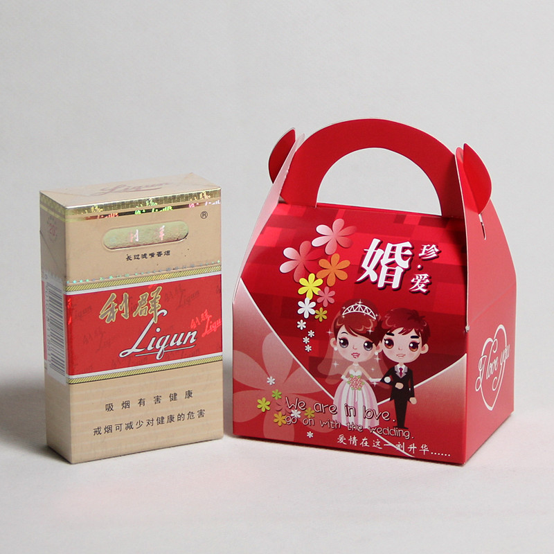 2016年新款结婚用品创意个性喜糖袋喜糖盒结婚糖盒婚庆用品大小号