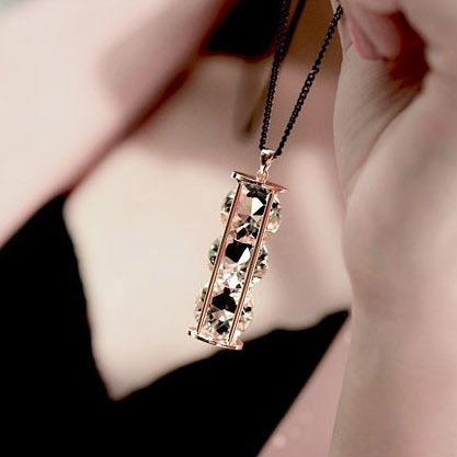 新款韩国时尚简约百搭金色气质柱型 三颗超闪锆石钻石毛衣链项链