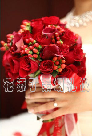 上海婚庆布置婚礼手捧花新娘捧花鲜花捧花圆球型手捧花