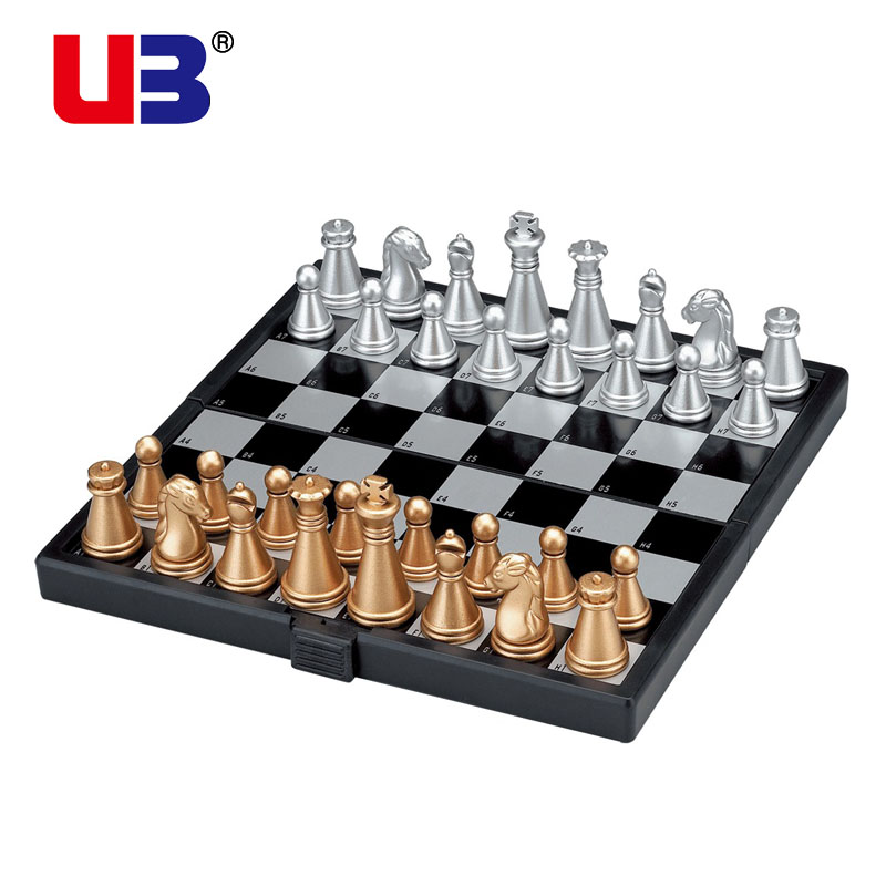 UB友邦迷你国际象棋磁性便携折叠塑料棋盘金银黑白色棋套装带锁扣
