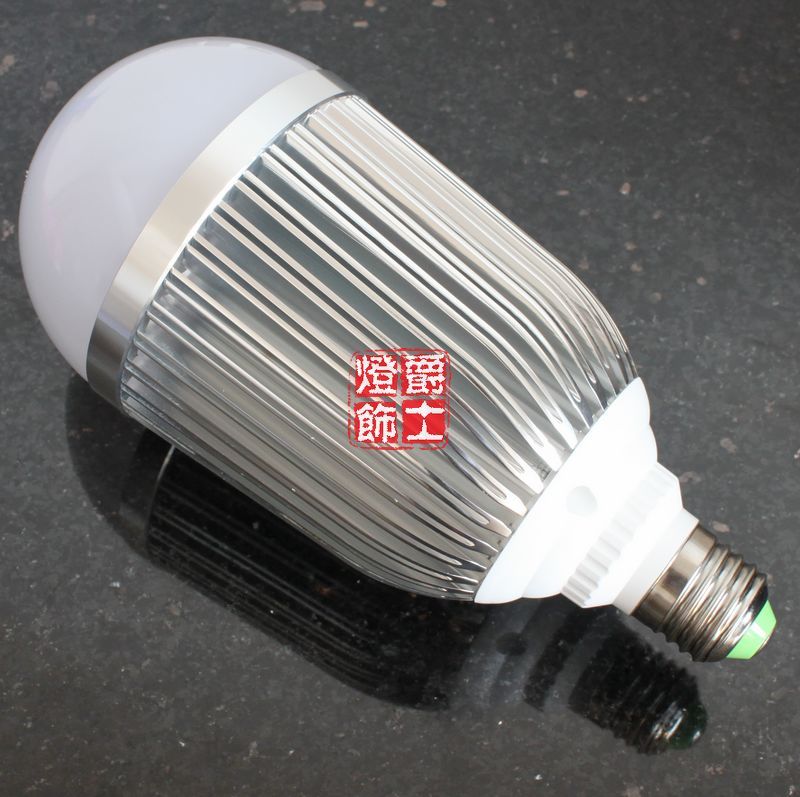 高品质高亮度LED15W-18W节能球泡灯LED灯泡E27螺口光源，高配lamp