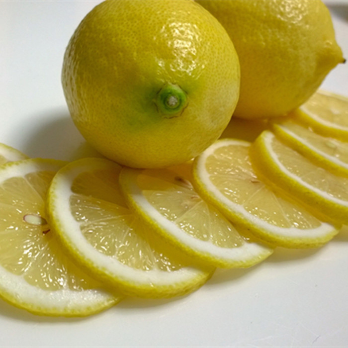 安岳柠檬黄柠檬1.9元1个10个包邮新鲜现摘皮薄多汁120~140克