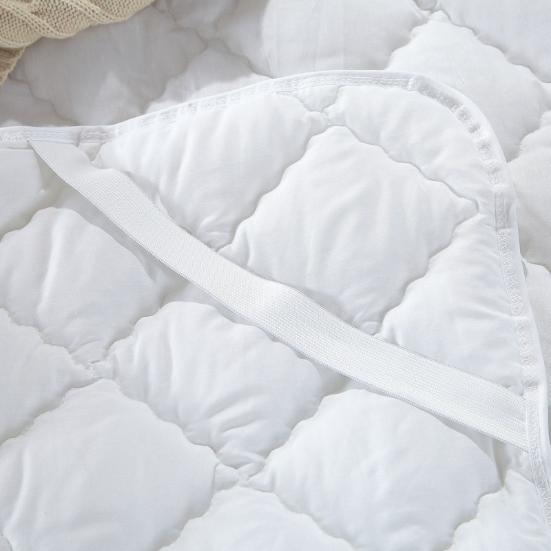 素色绗绣夹棉床垫保护垫