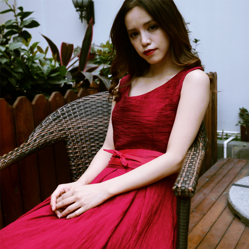 黛特小姐秋冬新款复古红色背心裙 原创设计vintage连衣裙优雅修身