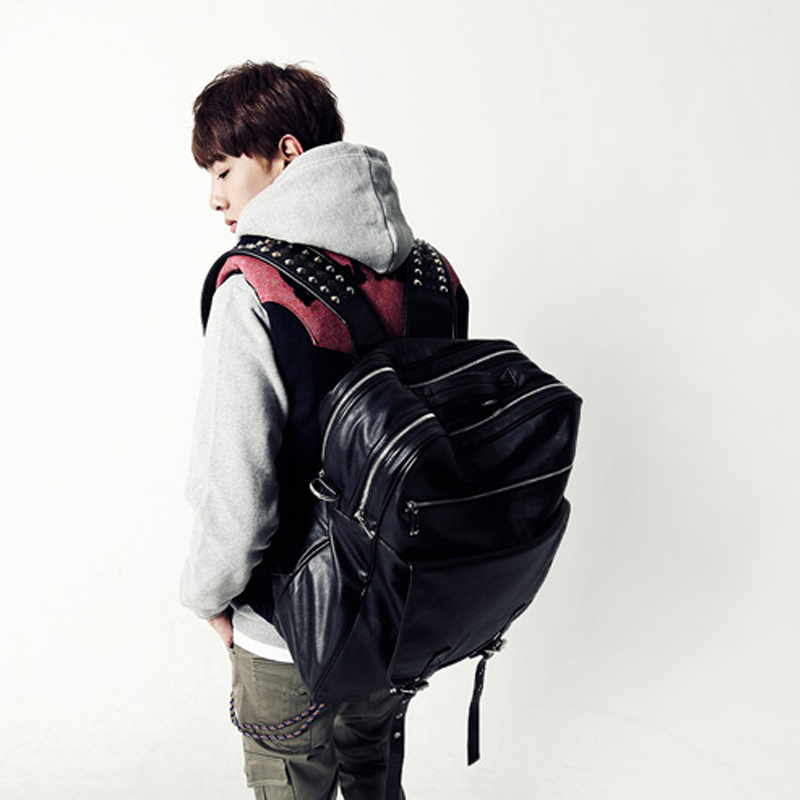 2014新款韩版明星同款铆钉双肩包 电脑包 学生背包休闲包大包包