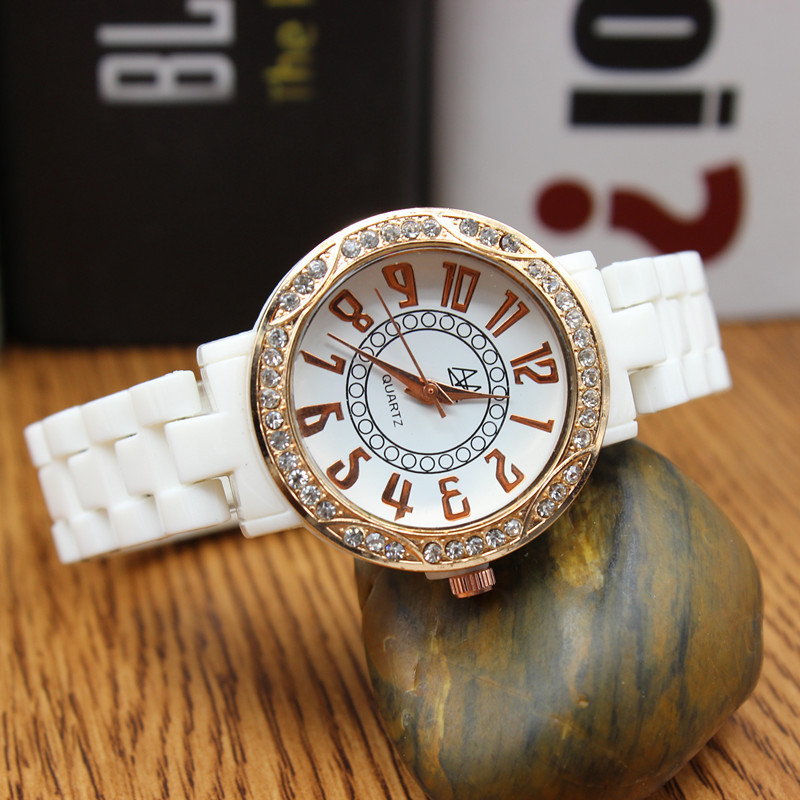 新款正品包邮时尚陶瓷运动休闲石英表女学生手表指针式表女生礼物