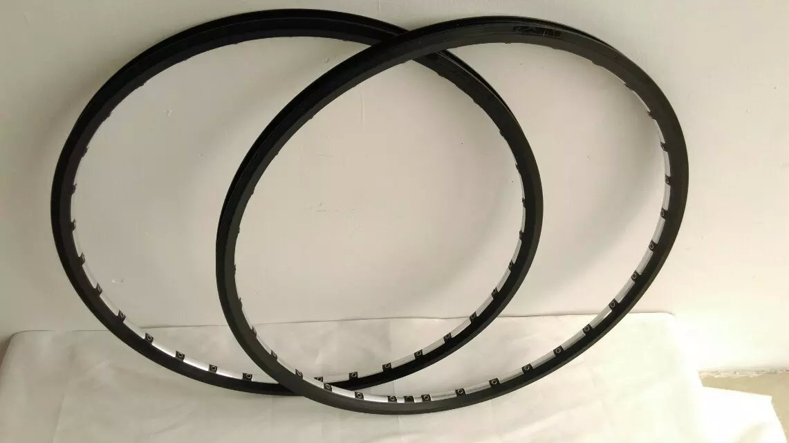 26寸山地车自行车车圈刀圈铝合金V刹碟刹通用32孔轮圈双层带铆钉