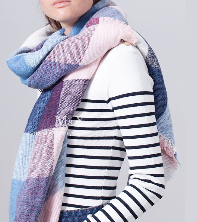 新款格子围巾冬季女保暖披肩两用欧美大牌专柜代购仿羊绒大方巾