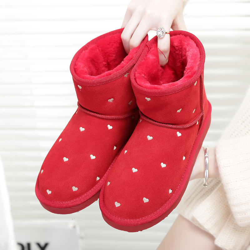 2014冬季新款甜美电脑绣花雪地靴厚底真皮防滑保暖靴子女平底棉鞋