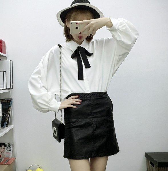 新品宽松显瘦白色大袖口长袖打底衫衬衫女士韩版学院上衣衬衣女装