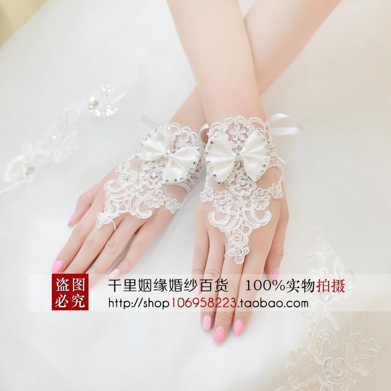 包邮新款韩式蕾丝水钻新娘手套时尚花朵短款露指镶钻婚礼结婚手套