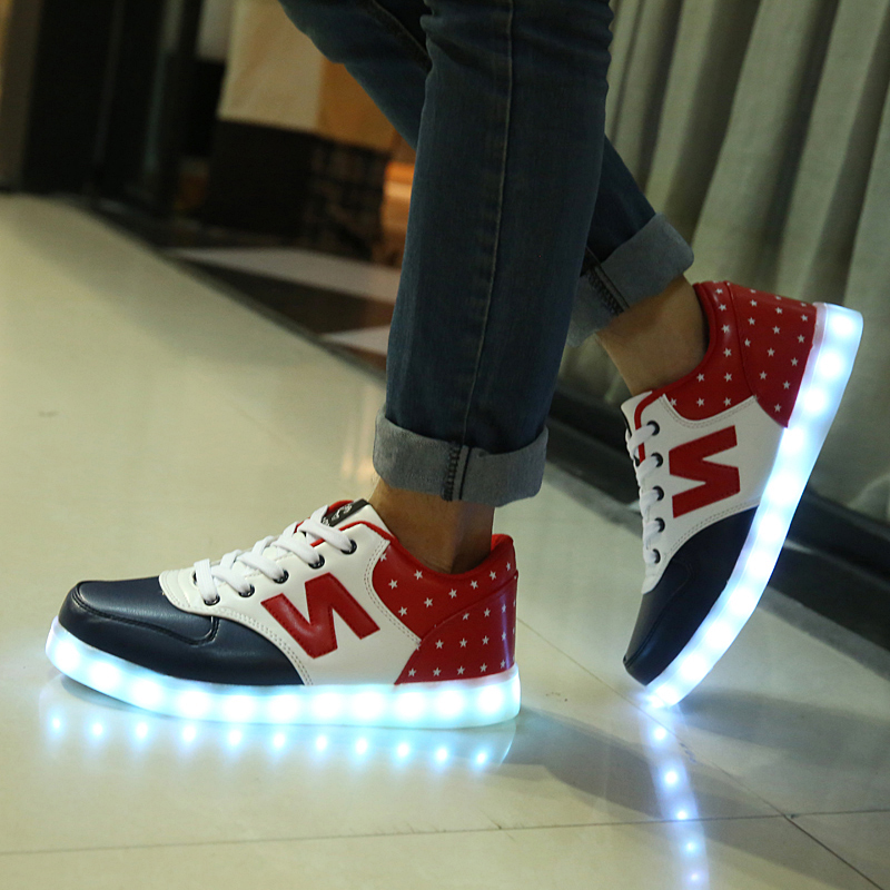 LED灯鞋发光鞋男鞋时尚七彩亮灯鞋潮流荧光运动板鞋USB充电夜光鞋
