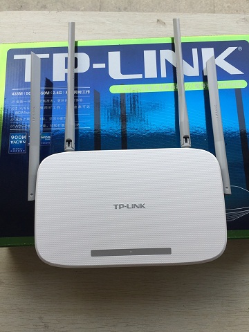TP-LINK双频无线路由器wifi家用5G穿墙王TPLINK大功率TL-WDR5620