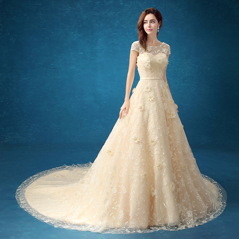 2015秋冬新款韩式修身一字肩新娘齐地香槟色婚纱拖尾蕾丝花朵包肩