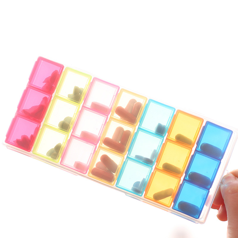 日本正品七彩药盒彩虹便携一周七天小药盒子随身药品收纳盒
