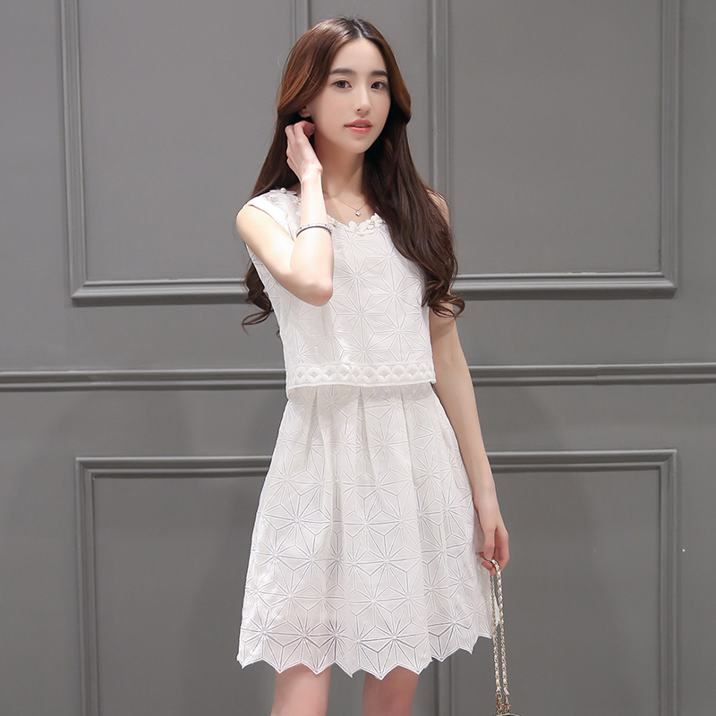 2016韩版夏季新款显瘦小清新刺绣蕾丝拼接假两件套装连衣裙
