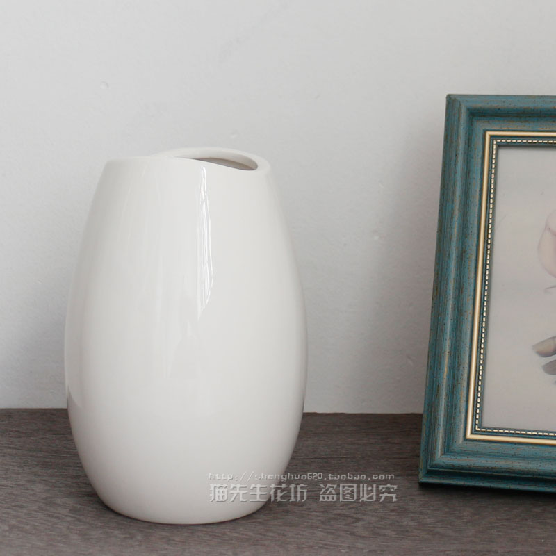 陶瓷花瓶摆件家居创意花插客厅台面工艺装饰品简约现代白色花瓶
