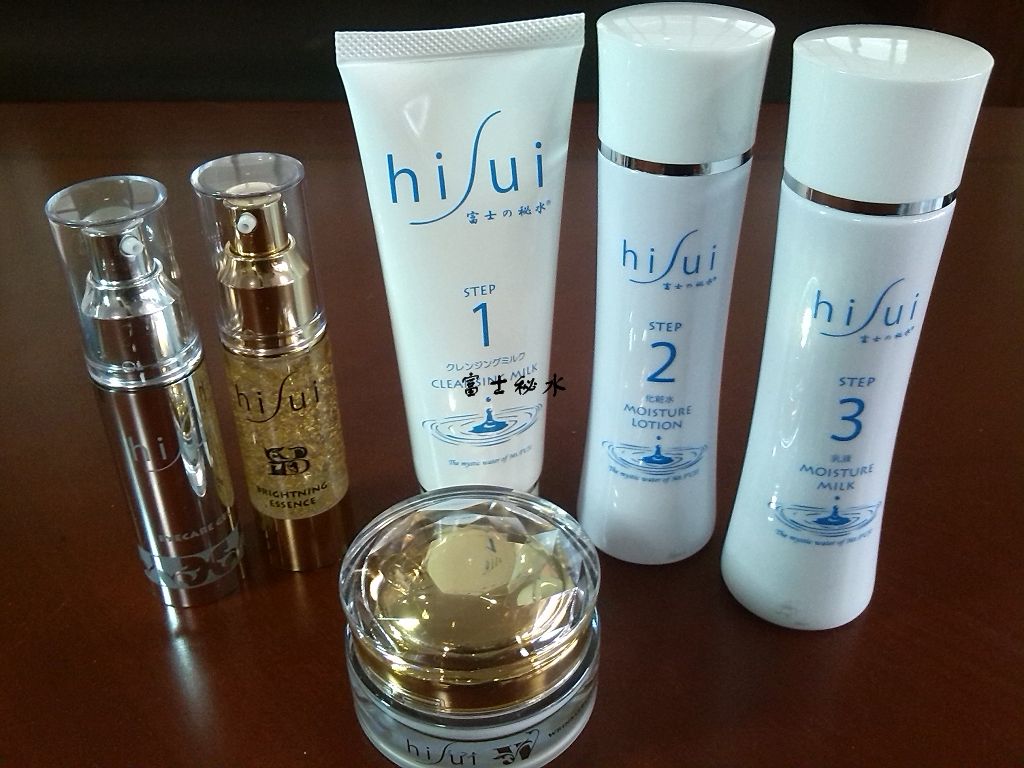 日本原产富士秘水纯天然化妆品套装组合，原价2126元促销1636元