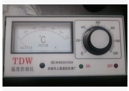 余姚市上通温控仪表厂 TDW2OO1型 温度控制仪 4-10箱式电阻炉仪表