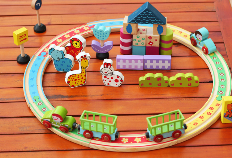 包邮木制35片轨道欢乐火车轨道套装组合积木质玩具托马斯火车轨道