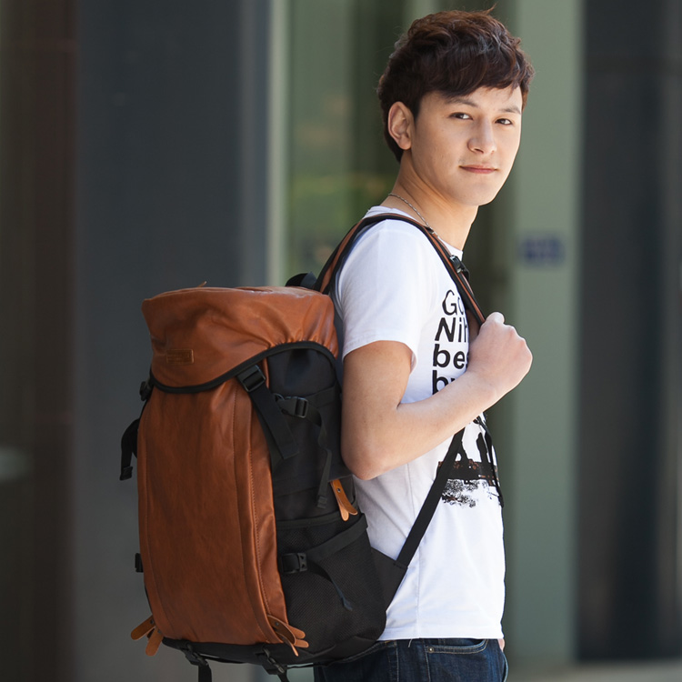 韩版潮流双肩背包男士休闲背包旅行包登山包电脑包户外旅行包书包