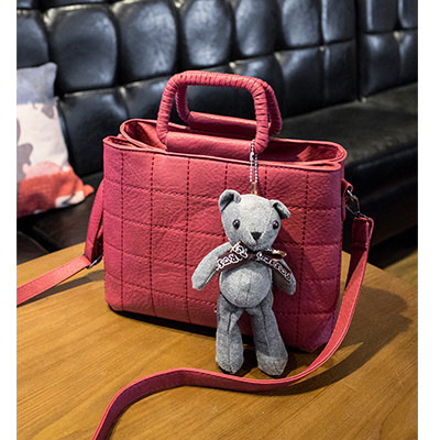 2015年韩版新款时尚休闲格子线小熊单肩斜跨手提女式包包包邮促销
