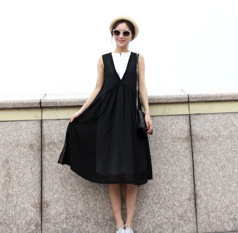 夏季韩版宽松黑白雪纺长裙V领无袖假两件连衣裙休闲显瘦背心裙仙