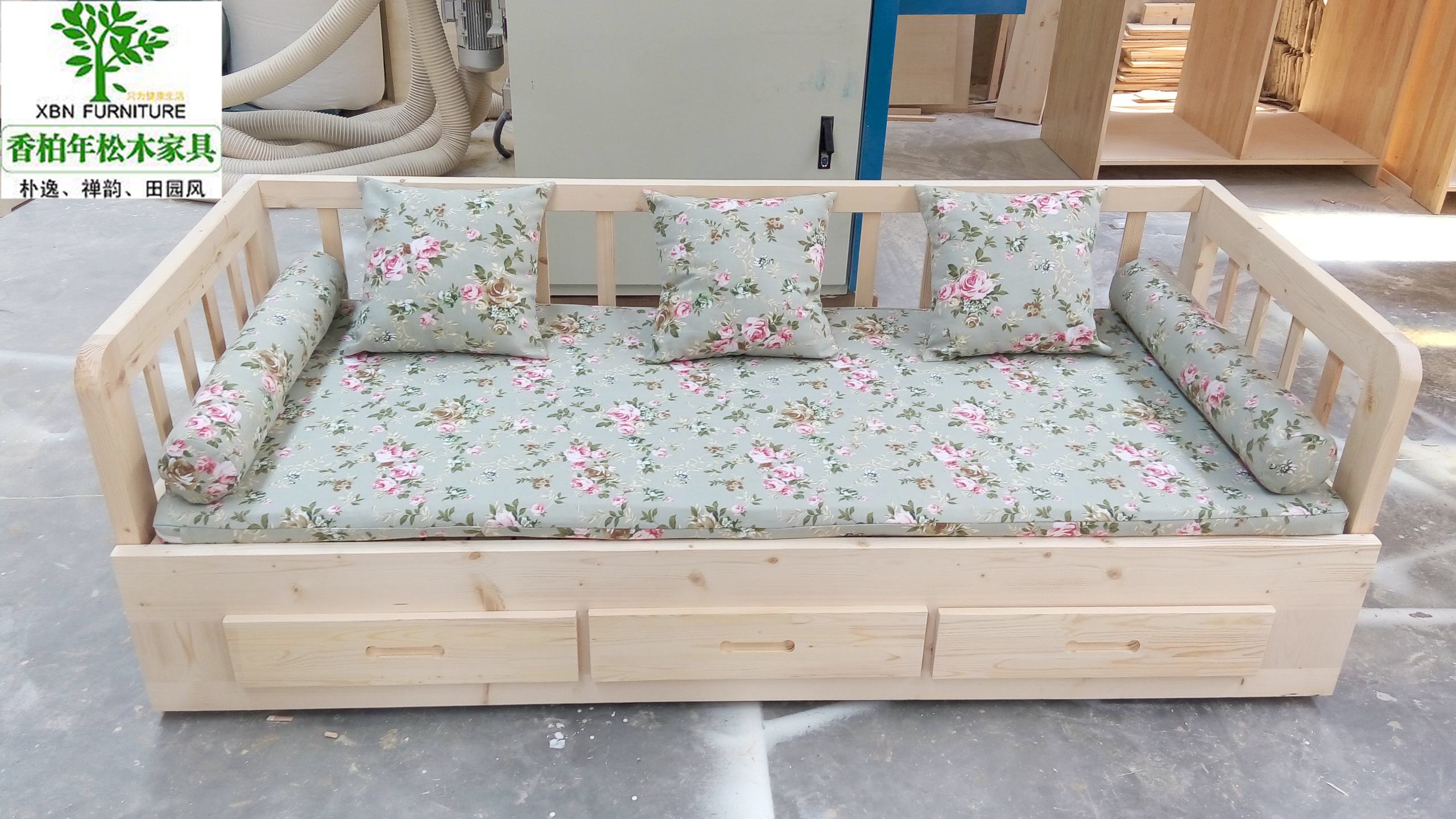 新款实木沙发床白色原木田园 小户型推拉沙发 折叠沙发床松木包邮