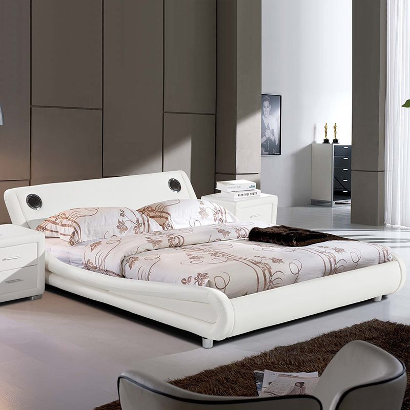 曼思家 现代简约真皮床 皮艺床 床头柜新款小户型双人床1.8米大床