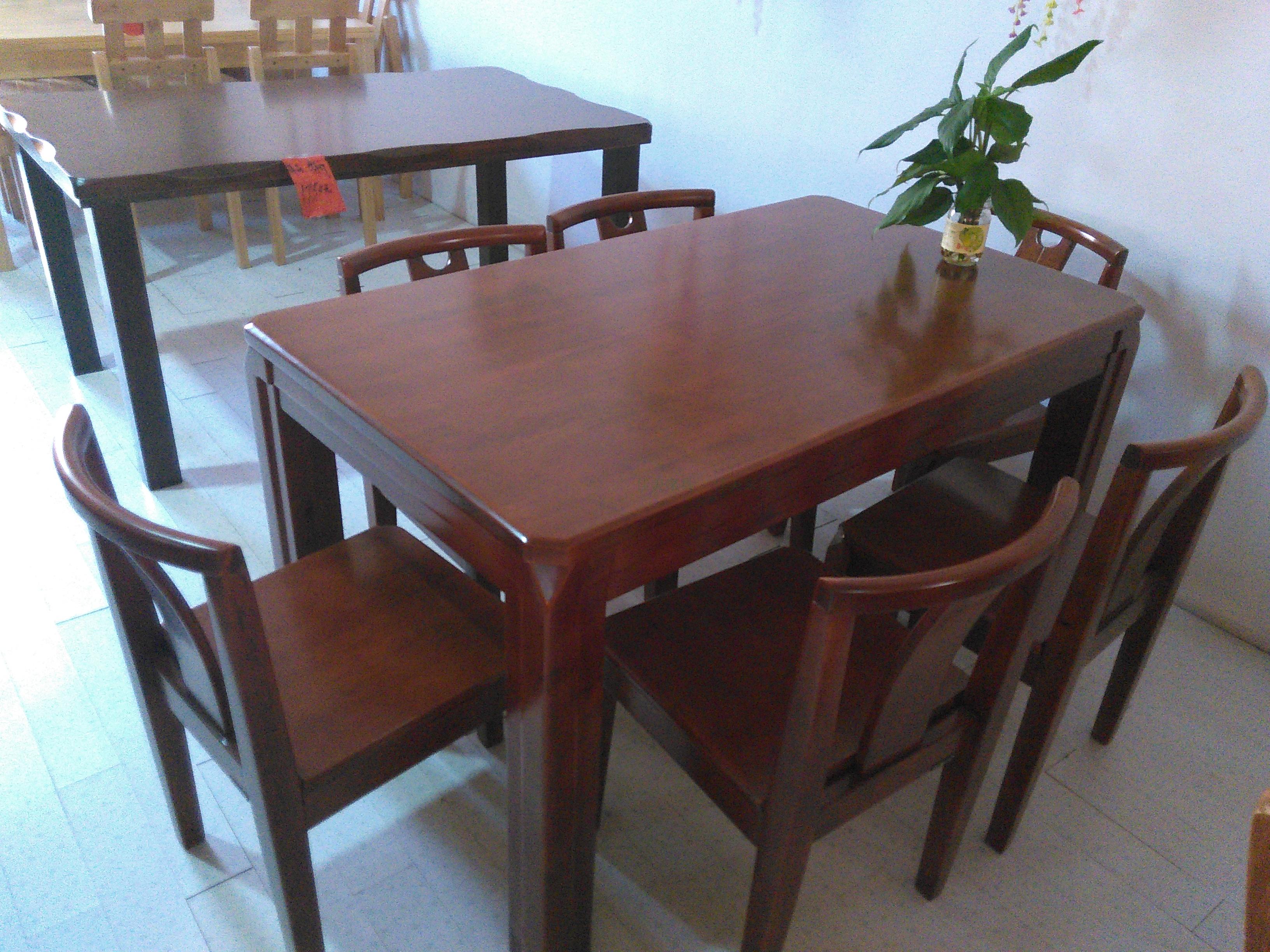 无锡家具厚重款全实木餐桌橡木餐桌餐台环保餐桌椅组合一桌六椅