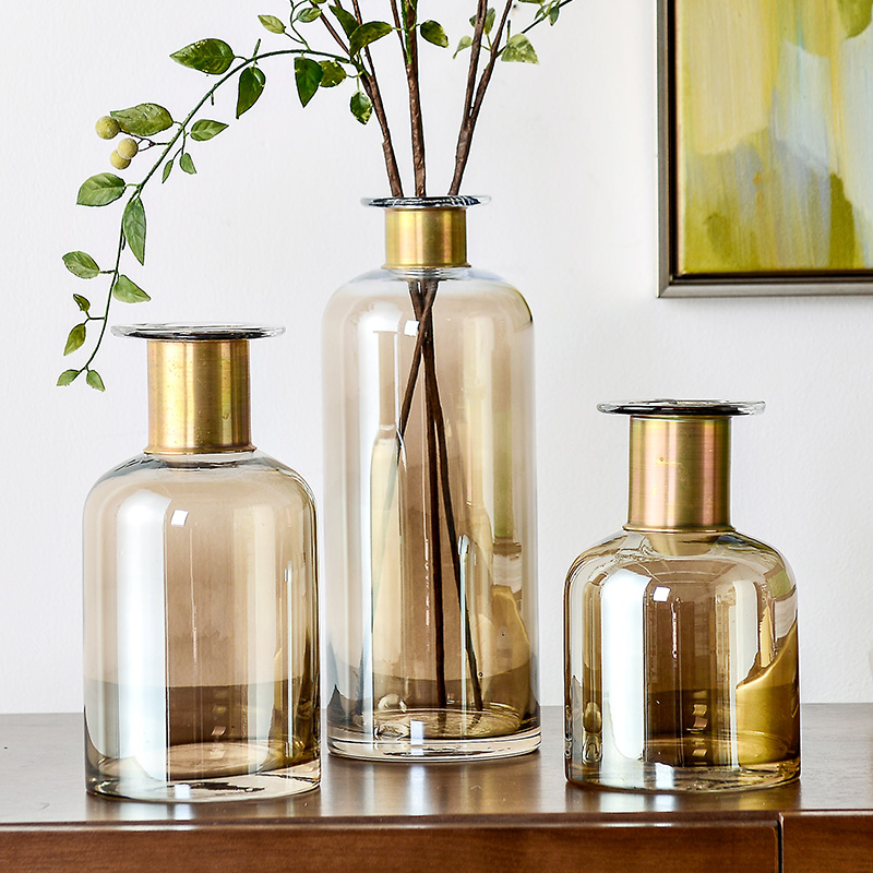 奇居良品现代简约家居装饰摆件 马利奥茶色带铜环玻璃摆瓶/花瓶