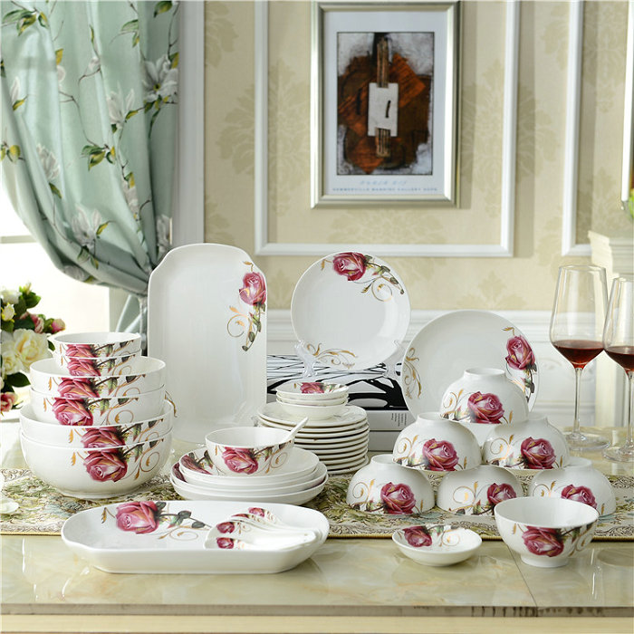 特价包邮新品46头骨瓷碗碟盘陶瓷餐具中式家用高档礼品套装