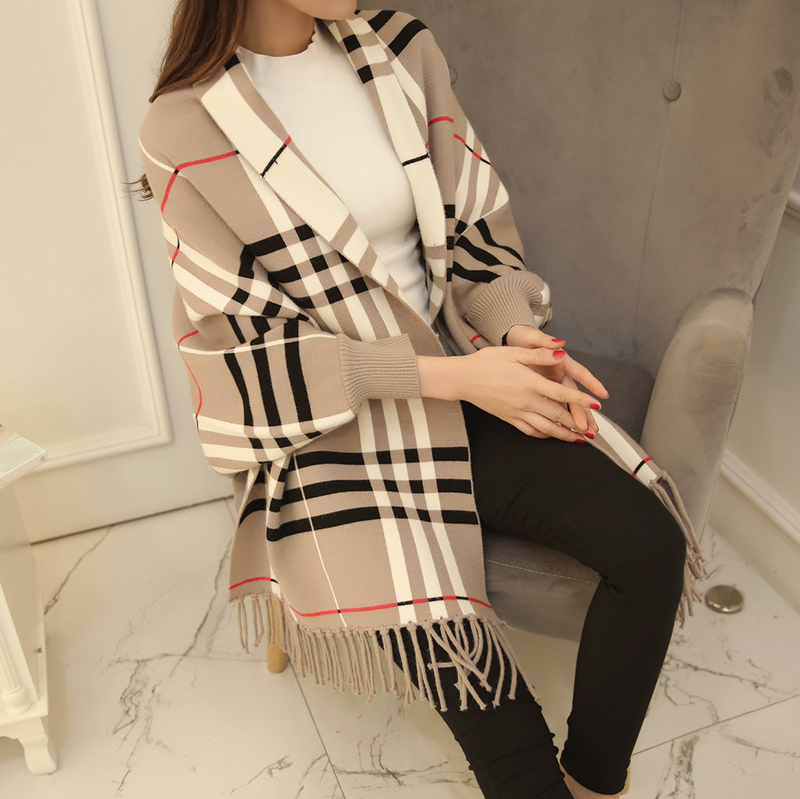 2015韩版秋冬新款女装针织衫披肩中长版宽松大码格子开衫毛衣外套