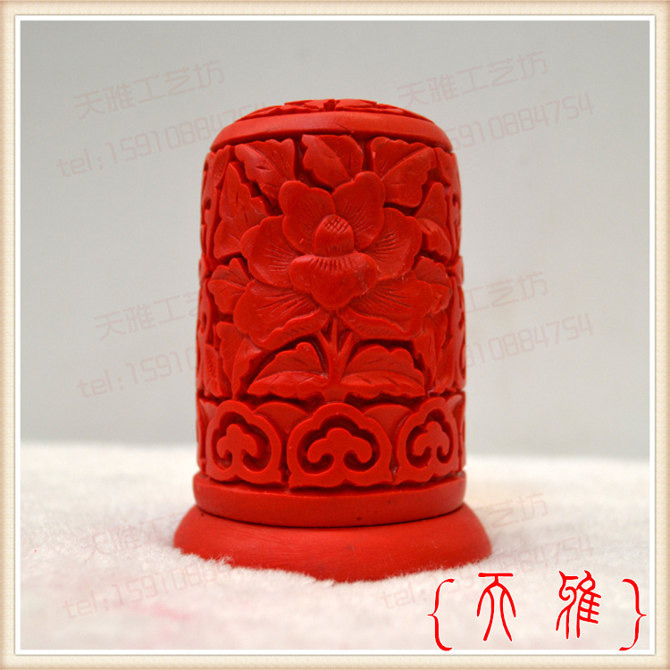 中国风大红漆雕工艺品 雕漆牡丹花牙签筒创意便携牙签盒餐桌摆件
