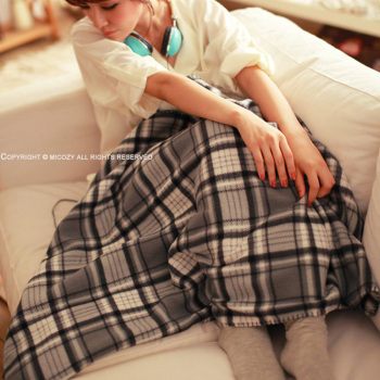 英伦格子毯沙发休闲午睡毯双层加厚盖膝保暖毯75*125cm黑白复古格