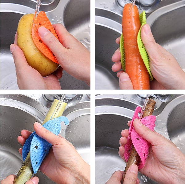 可挂式硅胶多功能瓜果蔬菜清洁刷水果马铃薯萝卜清洗清洁刷隔热垫
