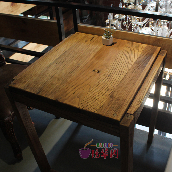 漫咖啡桌椅老榆木门板家具2人桌子椅子原木实木餐桌椅 方桌咖啡厅