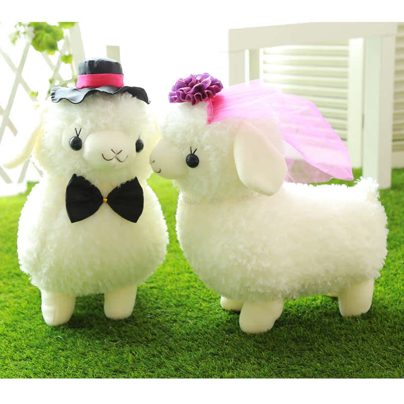 新款小羊公仔白色婚纱款结婚礼物羊年吉祥物女孩生日快乐特价包邮