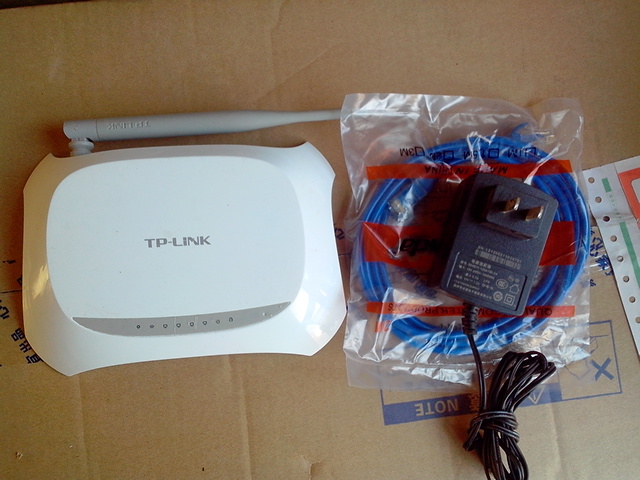 包邮带电源TP-LINK WR740/WR745N/ 150M 无线路由器 WDS 手机wifi