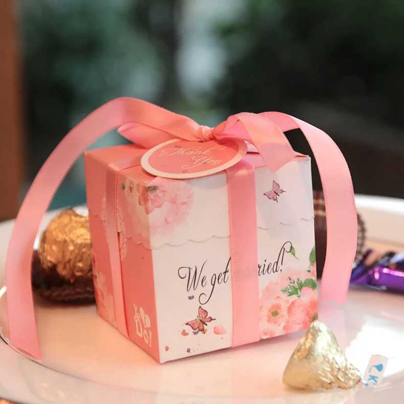 批发现货旋转喜糖包装盒 婚礼用品个性创意礼品盒 结婚糖果礼盒