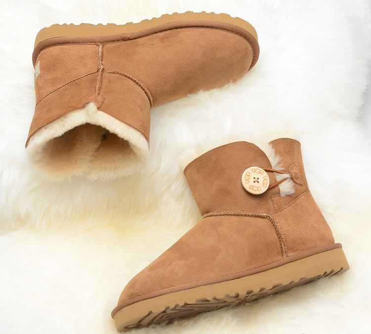 2015冬季澳洲A级羊皮毛一体短筒雪地靴加厚可爱防滑保暖鞋女靴子
