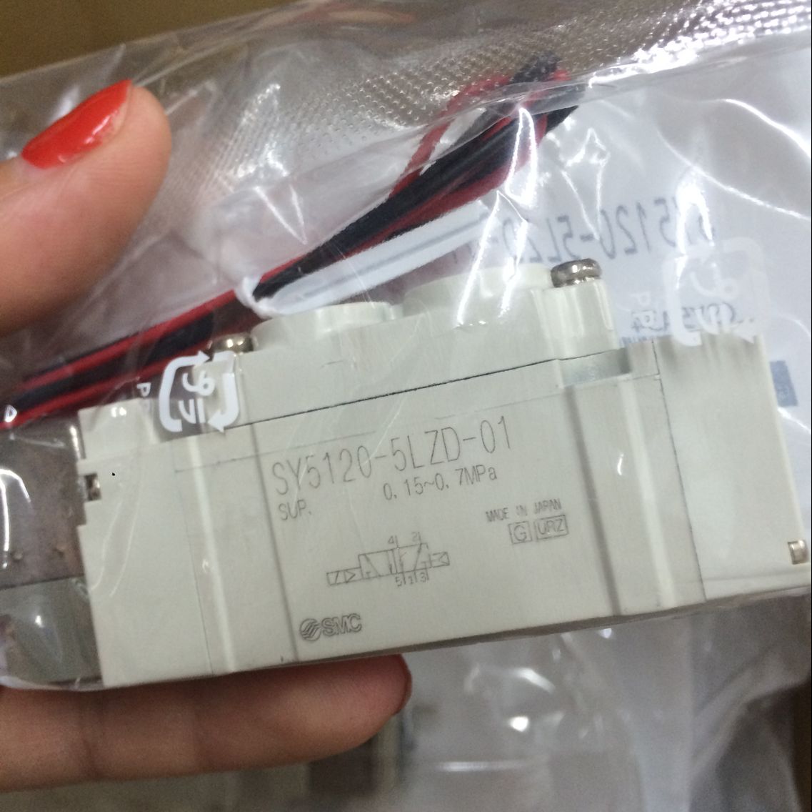 日本SMC型电磁阀SY3420-3456LZDLZEGDMZDMZEMO-M5C4C6