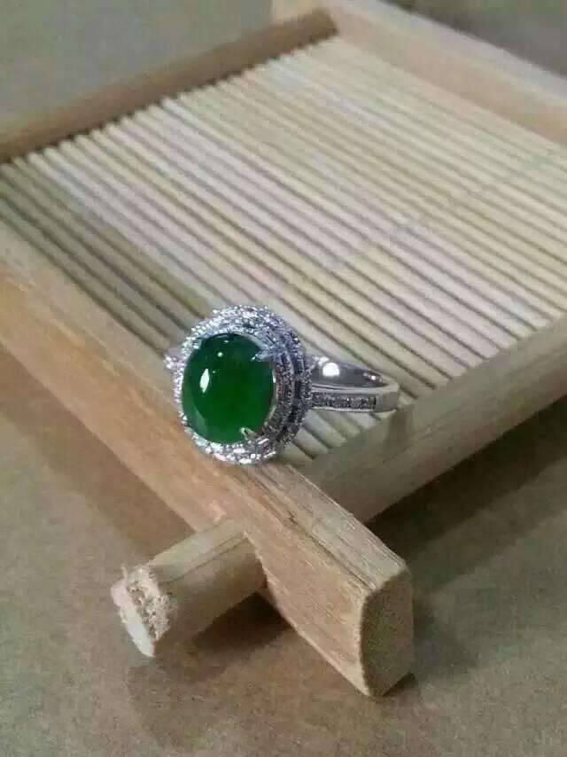 缅甸纯天然A货翡翠冰种纯阳绿18K白金豪镶伴钻满绿女款戒指