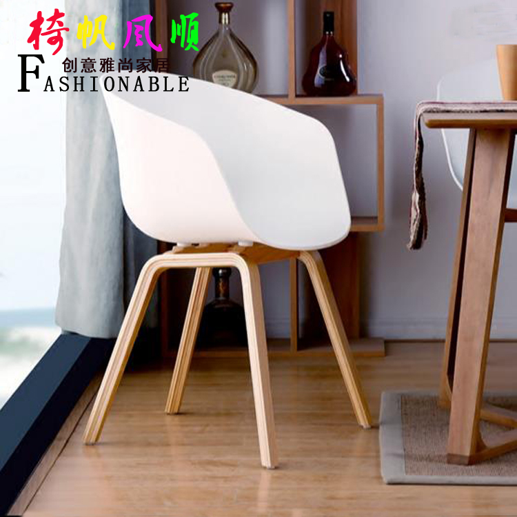 简约现代宜家带扶手实木设计师餐椅简约时尚创意餐厅电脑办公椅子